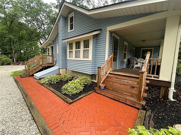 2nd image of 7928 Vesta Ave