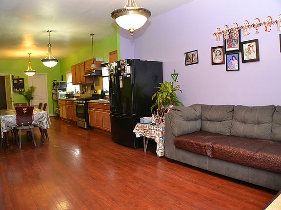 3rd image of 5016 W 29th Pl
