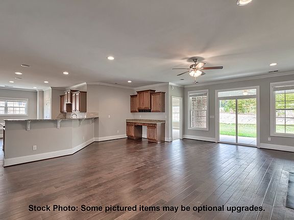 5th image of 339 Berlandier Ln