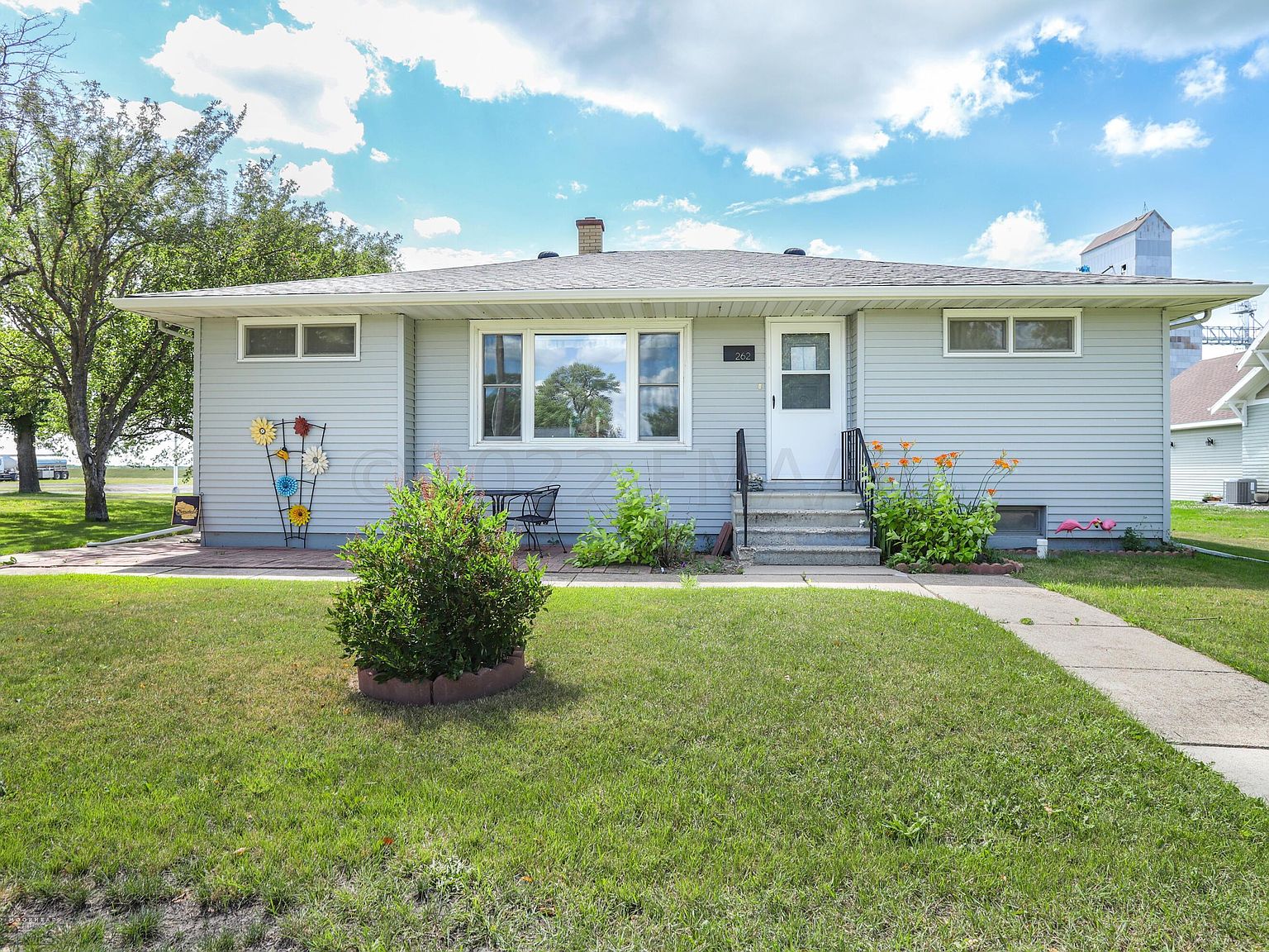 262 Herbert St S, Hendrum, MN 56550 Zillow