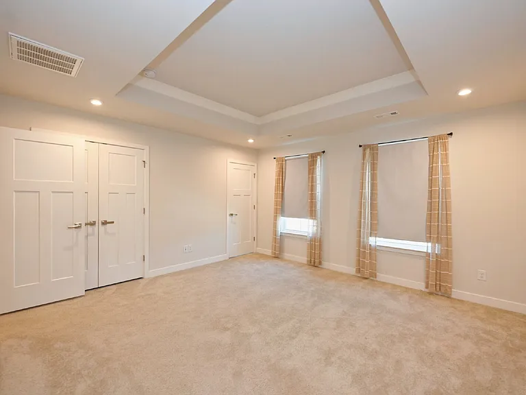 266 Dartmoor Pl — Photo 34