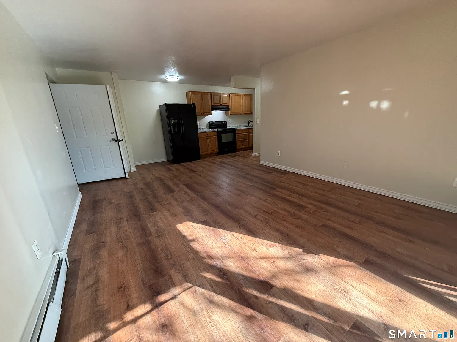 2 bed, 1.0 bath, 800 sqft, $1,500 — Photo 3