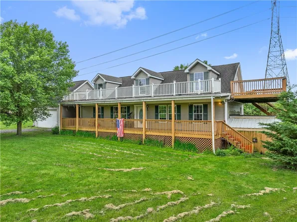 137 Kaitlin Pl, Freedom, PA 15042