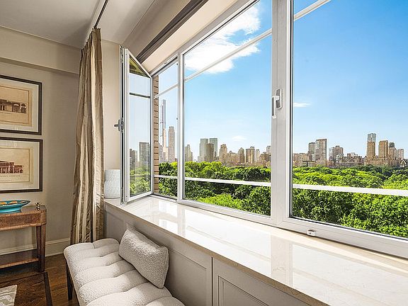 4th image of 930 5th Ave APT 11A
