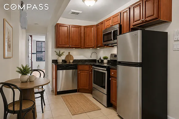 Kitchen, photo 1