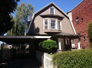 215 Belmont Ave E, Seattle, WA 98102