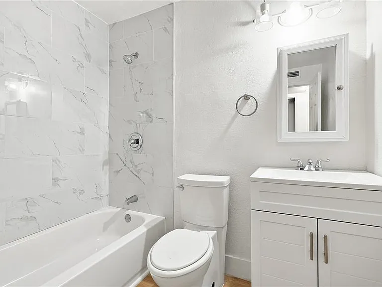 6701 S West Shore Blvd #7 — Photo 13