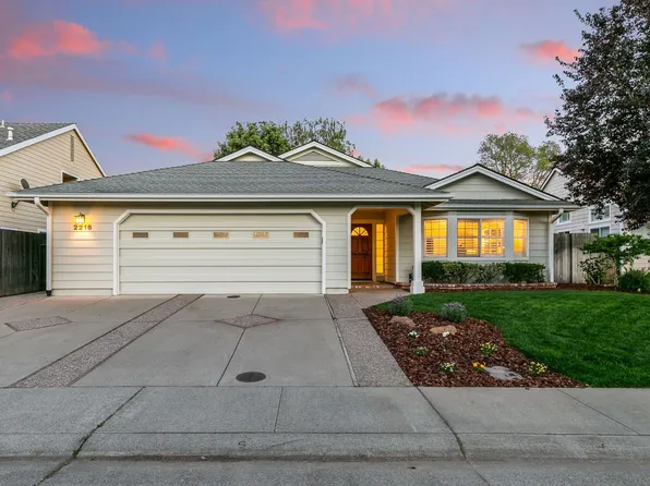 2216 La Mesa Ct, Davis, CA 95618
