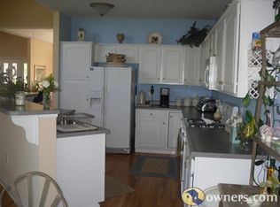 6089 Triple Crown Cir, Acme, PA