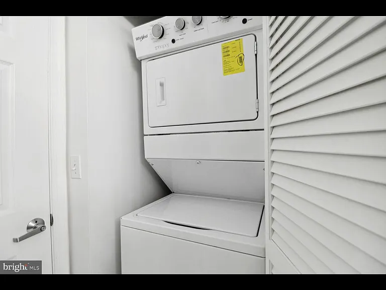 23 Pierside Dr #306 — Photo 6