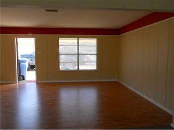 5th image of 605 Miramar Pl