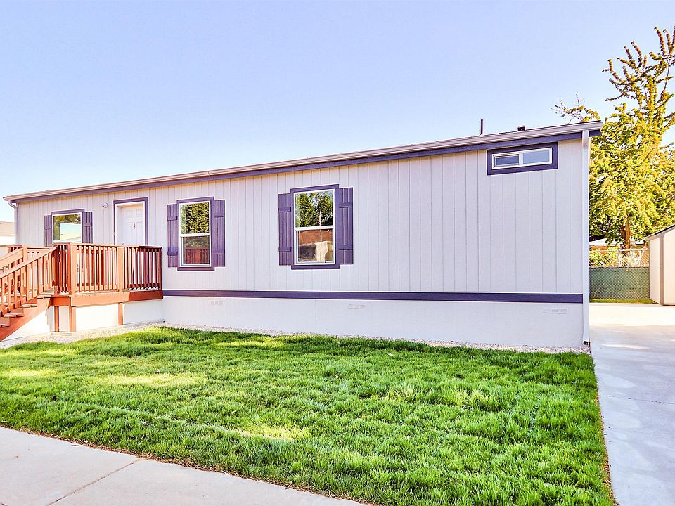 2nd image of 1349 N Meadowland Ln