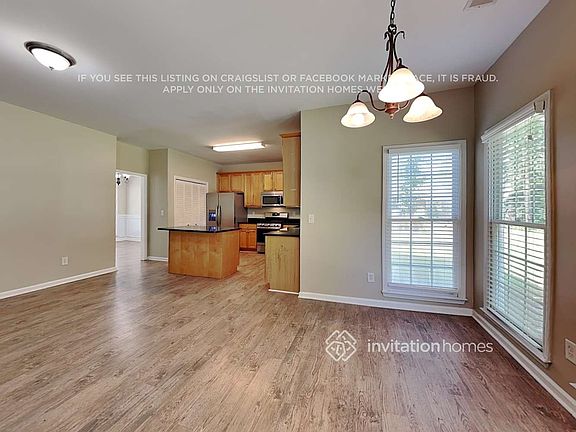 5th image of 134 Eastlake Lndg