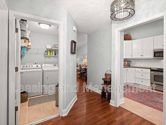 2nd image of 3259 Walter Dr