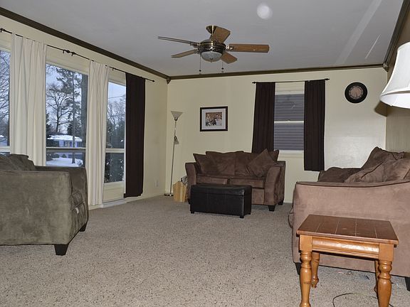 2nd image of 1816 Bonneville Dr