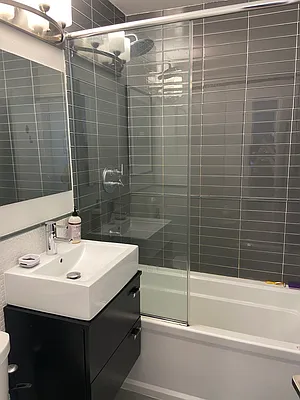 Rented by David Francis New York LLC | media 14