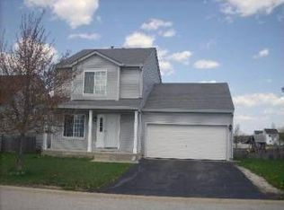 236 Churchill Ct, Round Lake Beach, IL