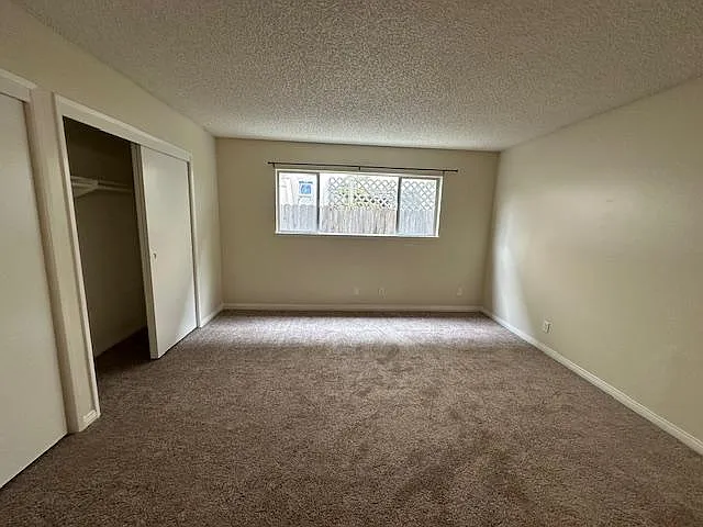 2727 Bayshore Ave — Photo 15