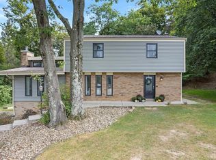 2814 Sullivan Dr, Glenshaw, PA 15116