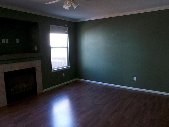 3rd image of 4021 W Kenyon Ave