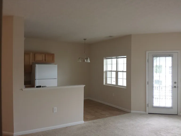 Aquamarine Apartments — Photo 132