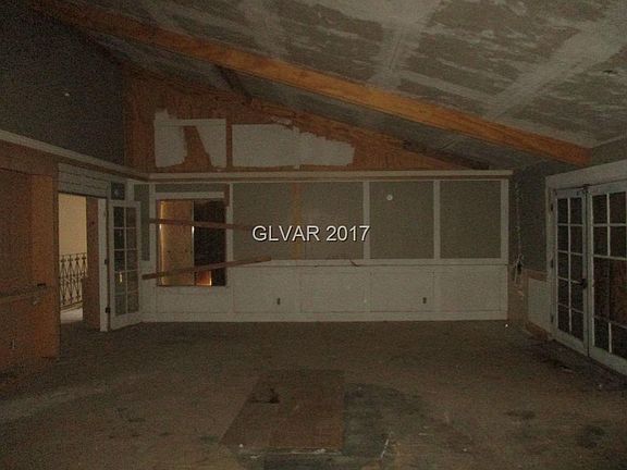 3rd image of 1963 Papago Ln