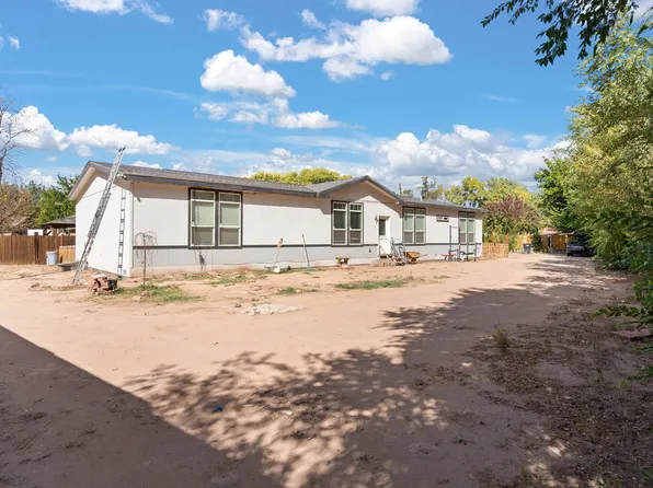 2408 Michelle Rd SW, Albuquerque, NM 87105