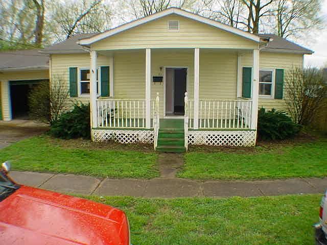 1st image of 93 E McKinley St