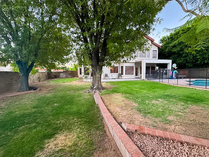 5633 W Bloomfield Rd — Photo 32
