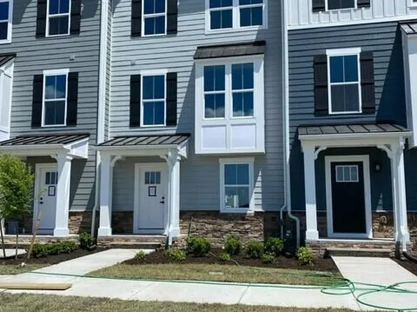 206 Clifton Street, Moyock, NC 27958