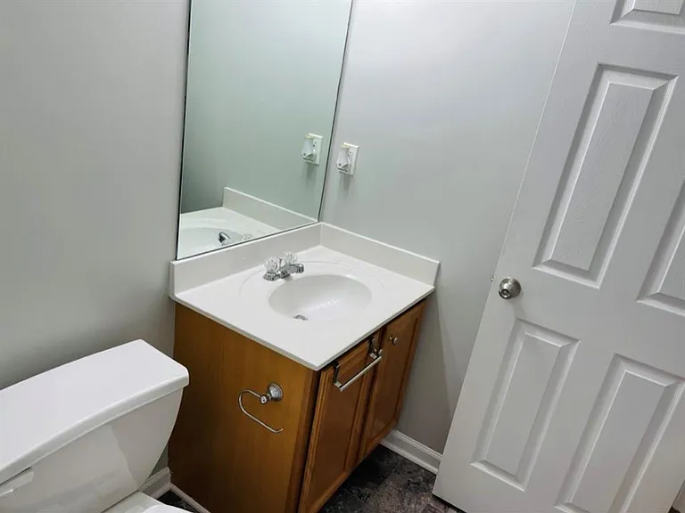 2335 Gateview Ct — Photo 11