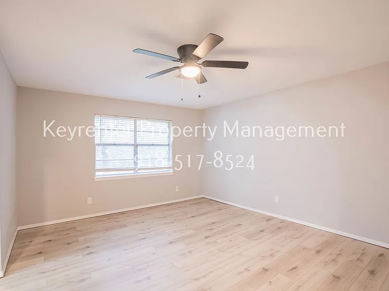 32044 E 724th Ter — Photo 15