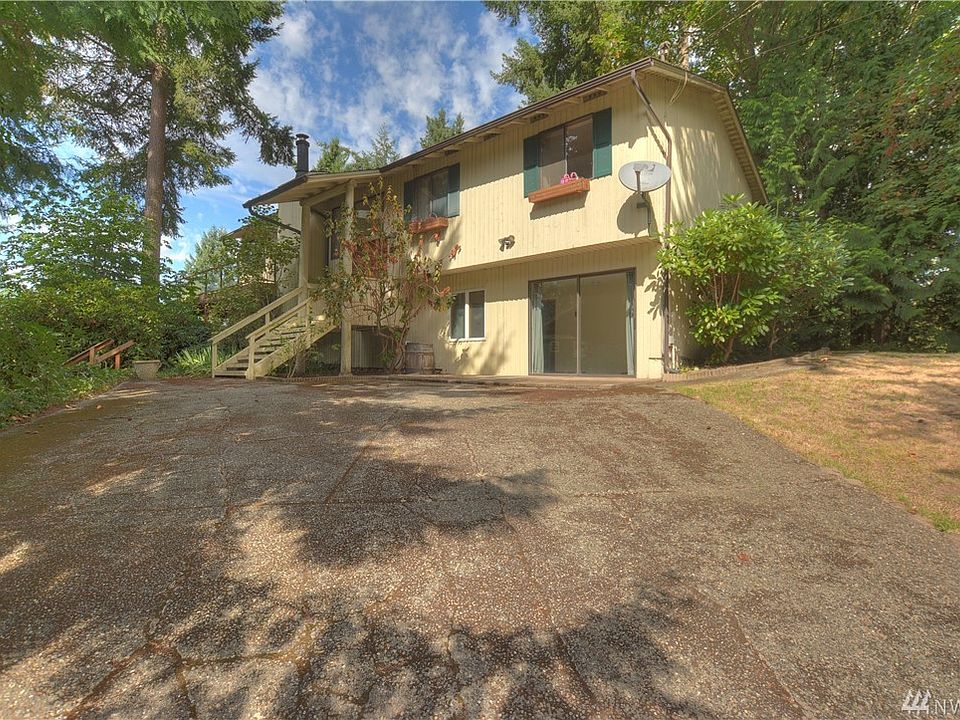 1st image of 237 208th Ave NE