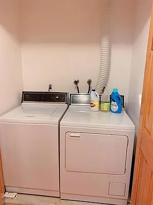 Sold by Remax Edge | media 7