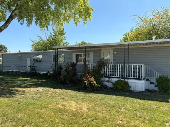 766 W Monte Bella Dr, Salt Lake City, UT 84123