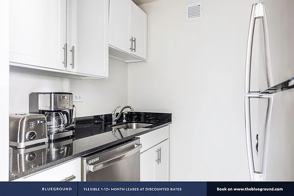 Rented by The Blueground | media 55