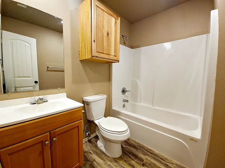 3613 E 3rd Pl — Photo 9