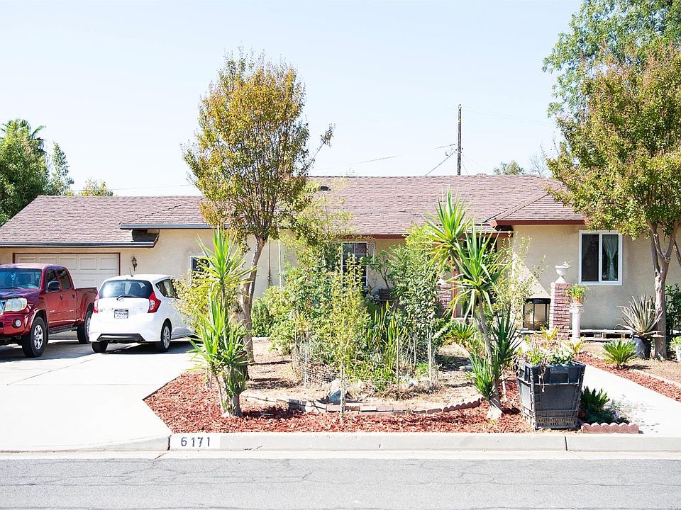 1st image of 6171 N Calaveras St
