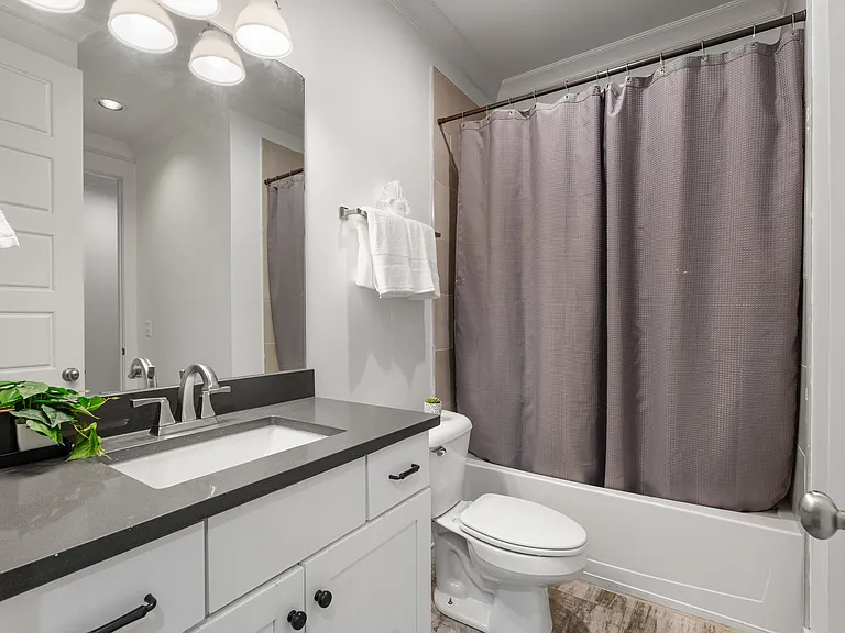 1815 Ridley Blvd #7 — Photo 25