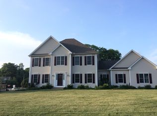 92 Spring Valley Dr, Berlin, CT 06037
