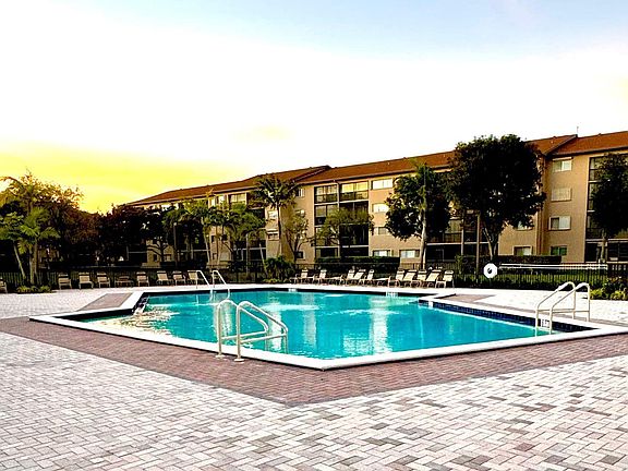 5th image of 12651 SW 16th Court #B414