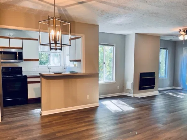 3371 Galleria Dr Unit 11, Fayetteville, NC 28303