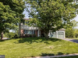1930 Rampart Ln, Lansdale, PA 19446
