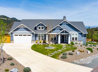 502 Gold Terrace Dr, Jacksonville, OR