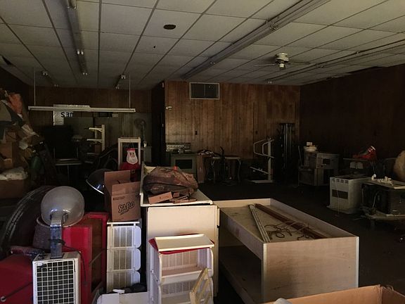 5th image of 503 E Highway 9