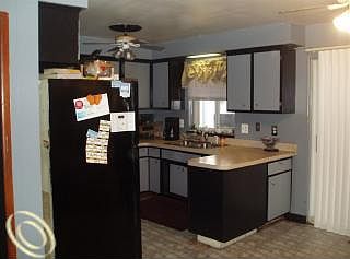 5th image of 12044 Carol Ave
