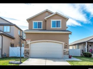 1911 W Pointe Meadow Loop, Lehi, UT 84043