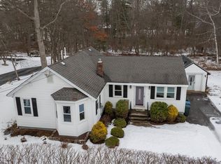39 Sycamore Ln, Billerica, MA 01821