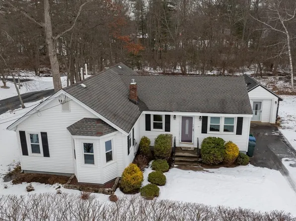 39 Sycamore Ln, Billerica, MA 01821