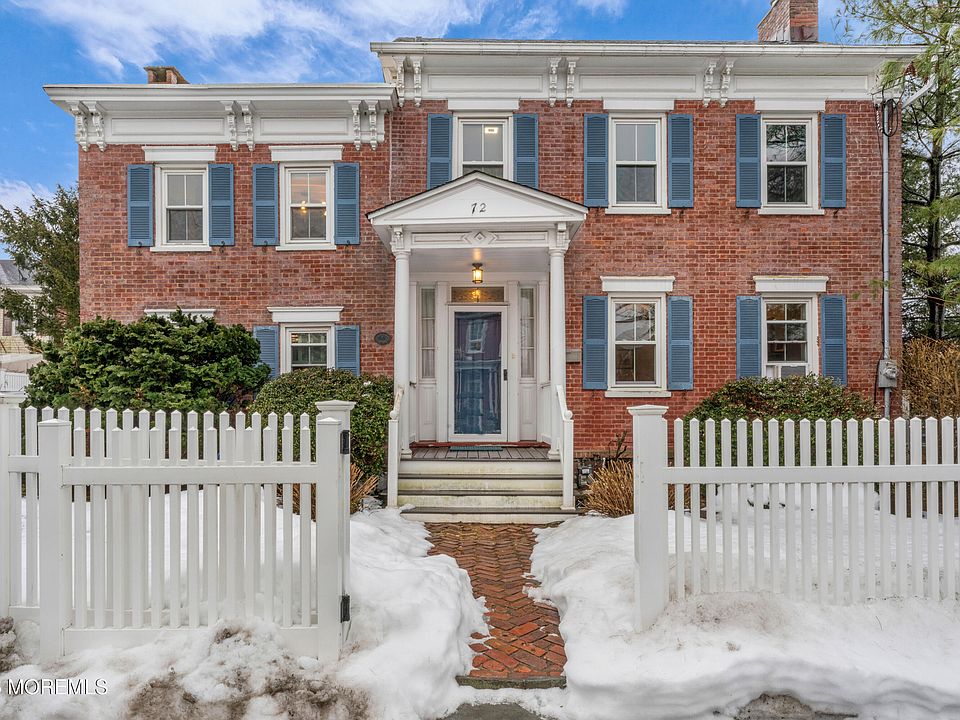 1st image of 72 1st Street